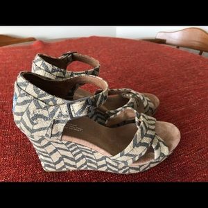 Toms Striped Wedges